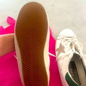 Golden Goose super star  size 39 lightly worn! Condition - GREAT